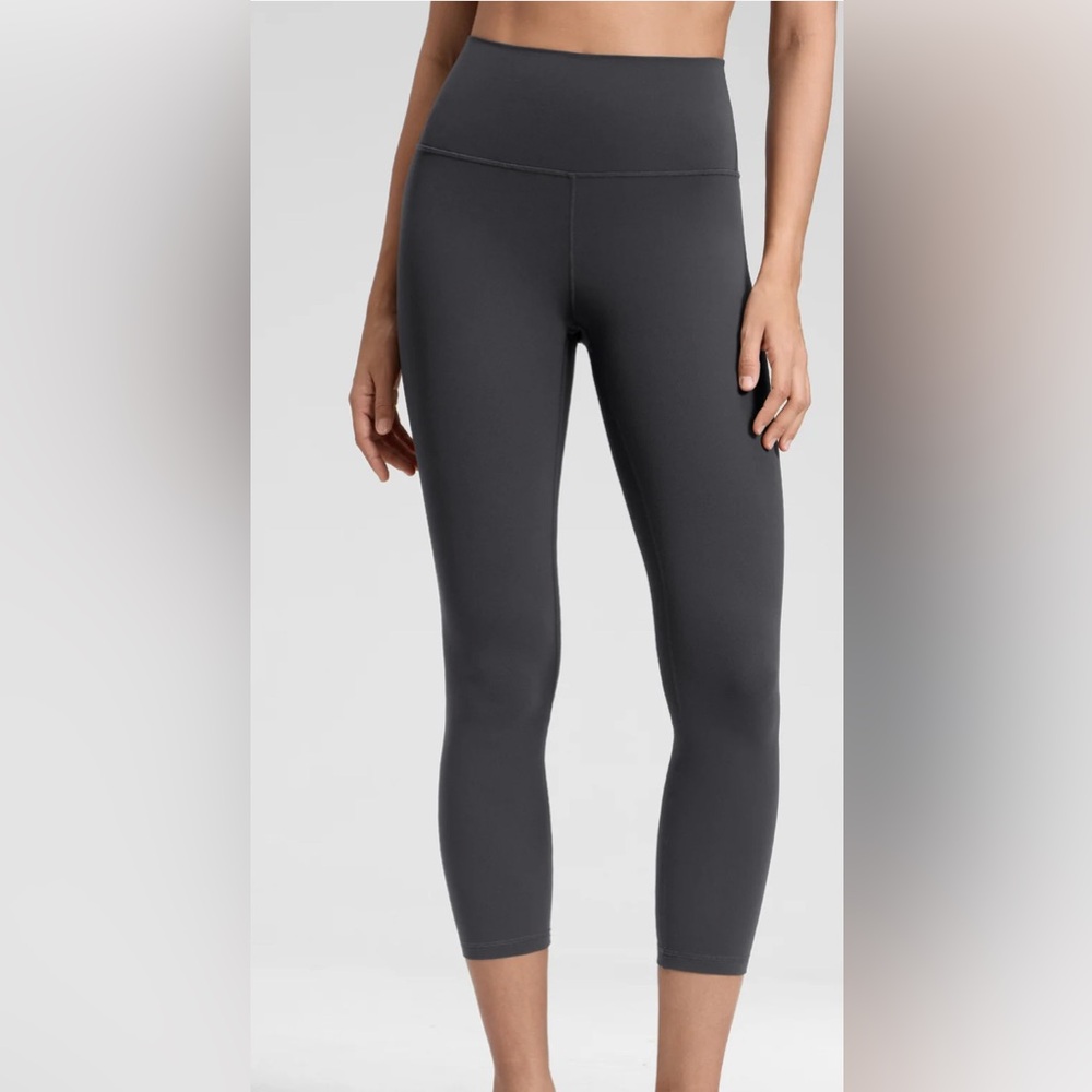 CRZ Yoga Women's Butterlux Yoga Origin Legging 23"|Color: Mysterious Gray|Size M